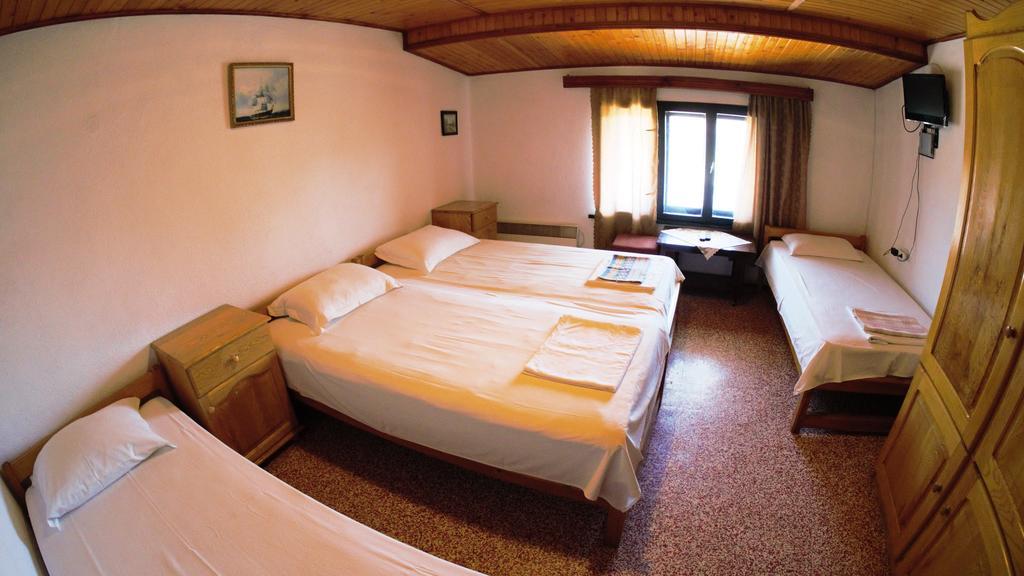 Hotel Atanasovi House Shkorpilovtsi Exterior foto